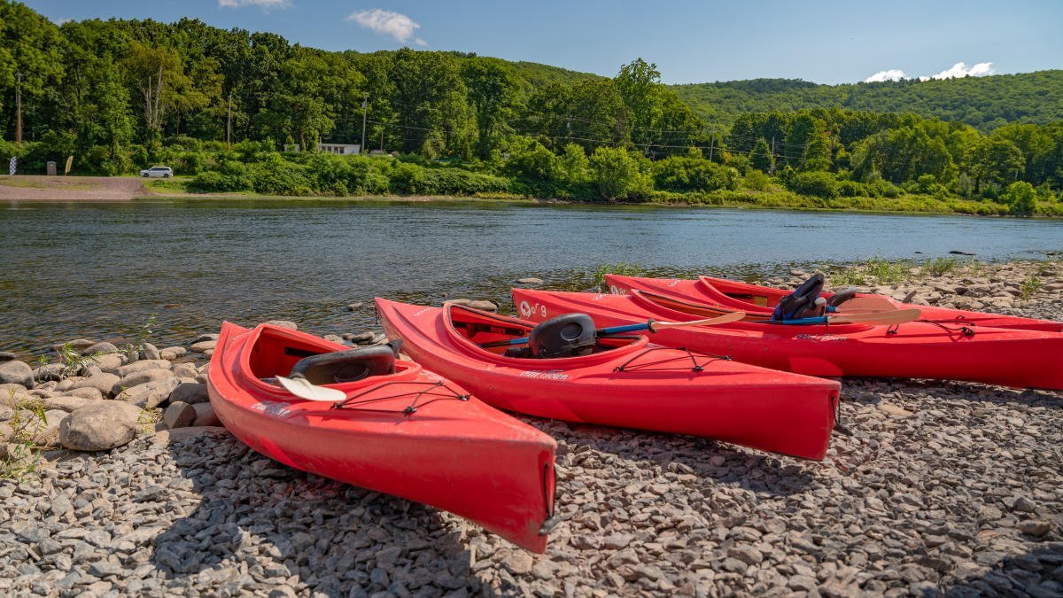 kayaking kittatinny canoes 1 poconomtns 236bd497 f97c 43cd 8aa4 cab2d551197f